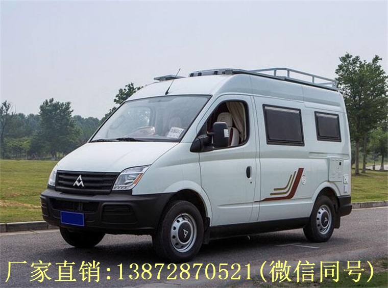 上汽大通長(cháng)轴高顶B型房車(chē)