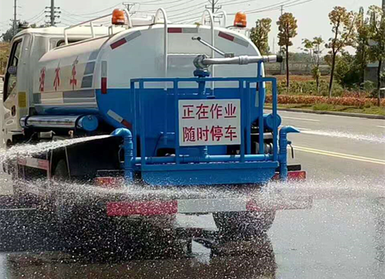 蓝牌三吨洒水車(chē)多(duō)少钱一辆？零首付提車(chē)，厂家直销